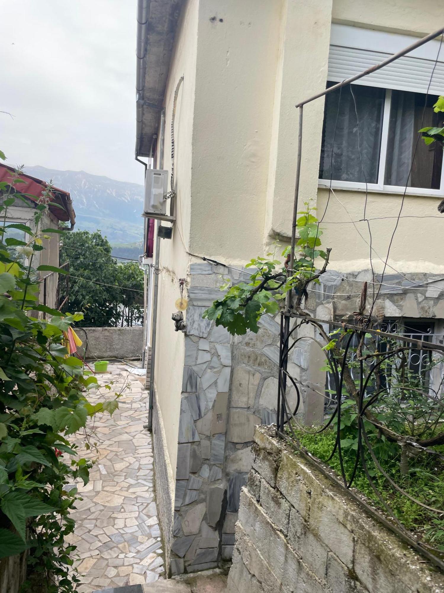 Bazzar 2 Hotel Gjirokaster Exterior photo